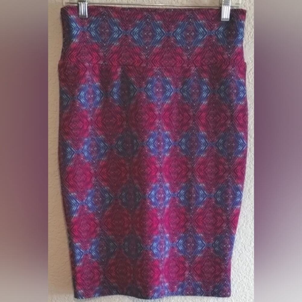 Lularoe Cassie Fuchsia Pink, Purple, Blue Geometric Stretchy Pencil Skirt S